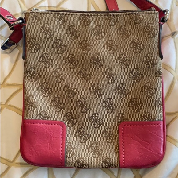 Guess Crossbody bag - Picture 3 of 4